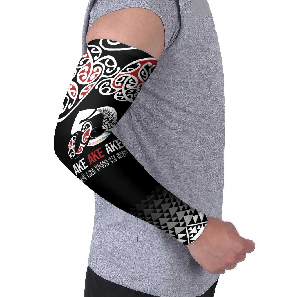 Kia Kaha Te Reo Maori Arm Sleeves 50 Years Mo Ake Tonu Te Reo - Aussie Hoodie