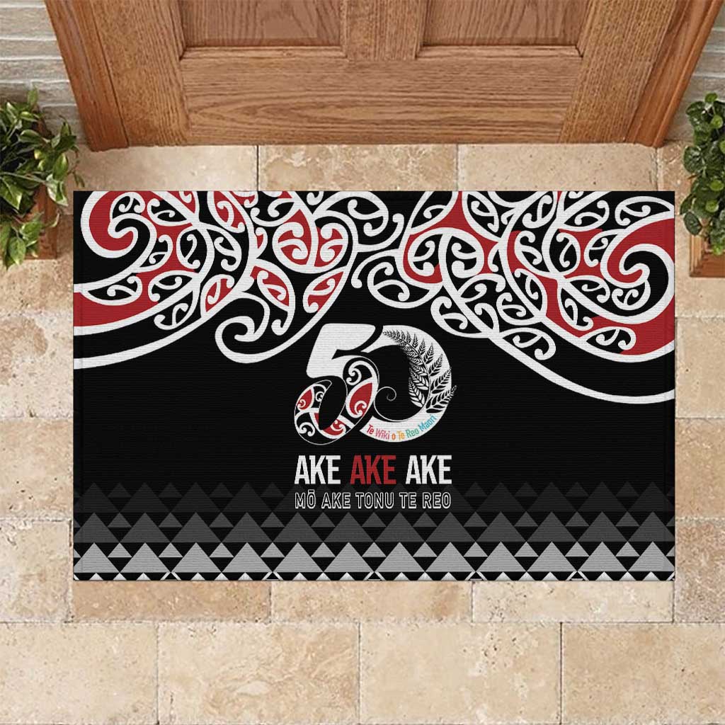 Kia Kaha Te Reo Maori Rubber Doormat 50 Years Mo Ake Tonu Te Reo - Aussie Hoodie