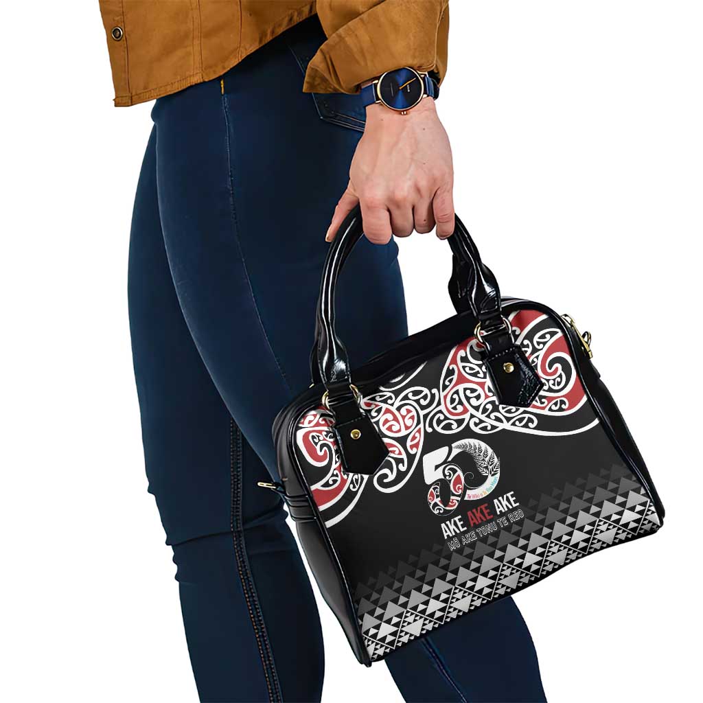 Kia Kaha Te Reo Maori Shoulder Handbag 50 Years Mo Ake Tonu Te Reo - Aussie Hoodie