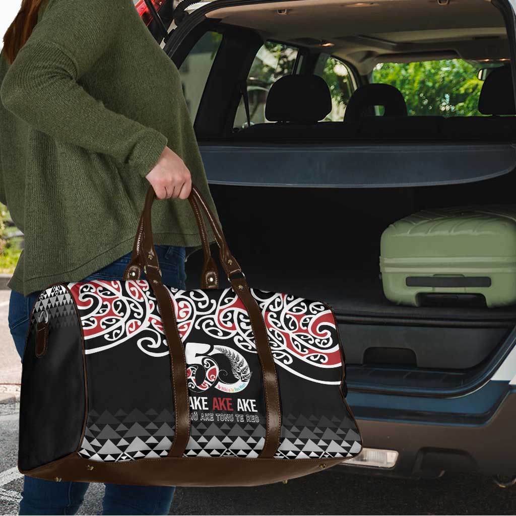 Kia Kaha Te Reo Maori Travel Bag 50 Years Mo Ake Tonu Te Reo - Aussie Hoodie