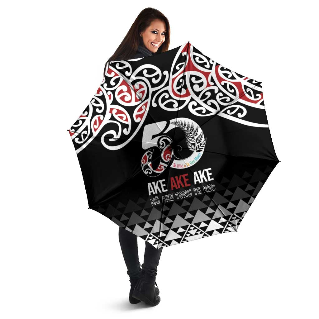 Kia Kaha Te Reo Maori Umbrella 50 Years Mo Ake Tonu Te Reo - Aussie Hoodie