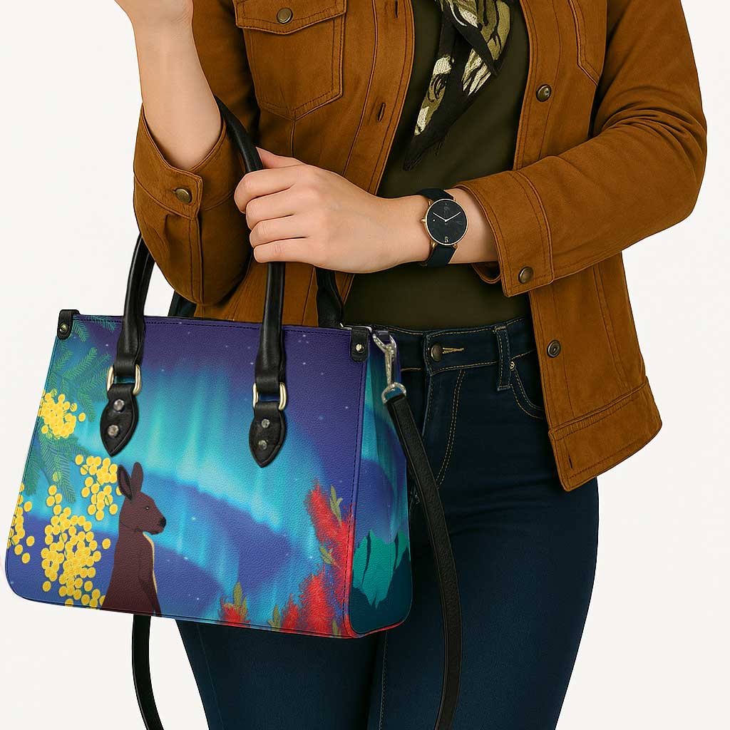 Australia Northern Lights Scenery Leather Bag
