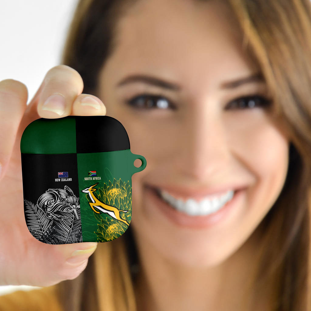 New Zealand - South Africa Greatest Rivals Rugby AirPods Case Kiwi Vs Bokke