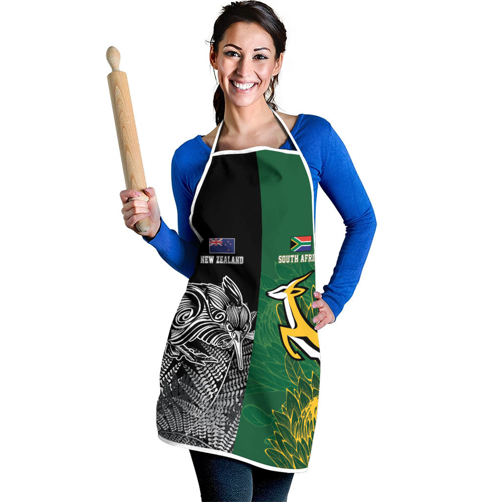 New Zealand - South Africa Greatest Rivals Rugby Apron Kiwi Vs Bokke