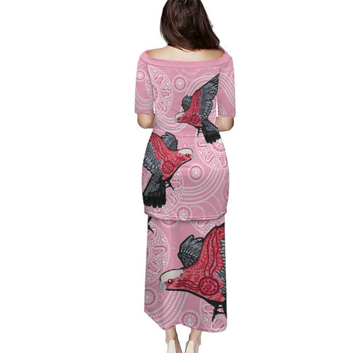 Pink Galah Aussie Aboriginal Family Matching Puletasi and Hawaiian Shirt Soaring High - Aussie Hoodie