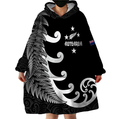 personalised-new-zealand-rugby-wearable-blanket-hoodie-aotearoa-silver-fern-koru-maori-style