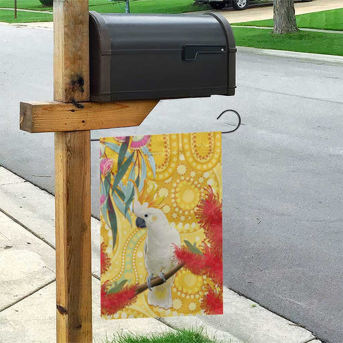 Sulphur-Crested Cockatoo Australia Aboriginal Art Garden Flag NAIDOC Week - Nature Lovers