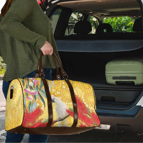 Sulphur-Crested Cockatoo Australia Aboriginal Art Travel Bag NAIDOC Week - Nature Lovers