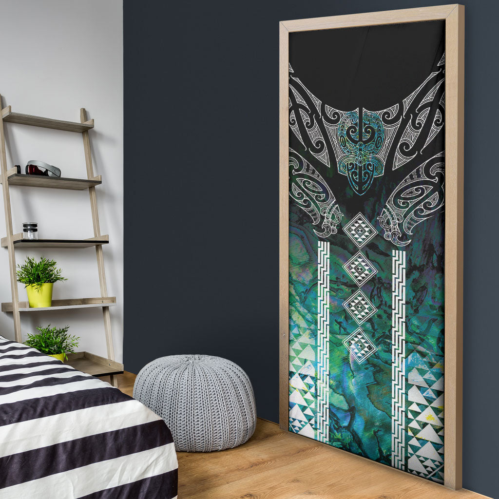 Aotearoa Maori Iwi Heritage Door Cover Ngati Kahungunu Paua Shell Turquoise