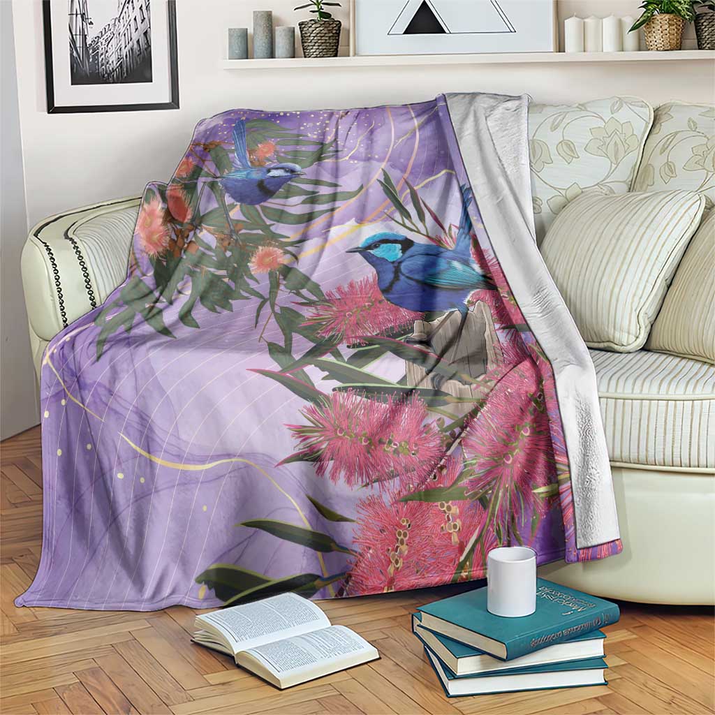 Australia Splendid Fairy Wren on Eucalyptus Blanket Epilepsy Awareness - Aussie Hoodie