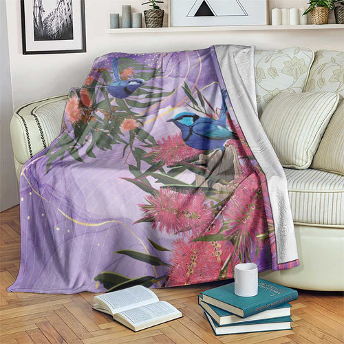 Australia Splendid Fairy Wren on Eucalyptus Blanket Epilepsy Awareness - Aussie Hoodie
