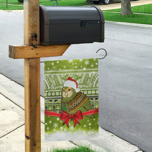 New Zealand Kakapo Christmas Garden Flag Maori Inspired Knitted Patterns