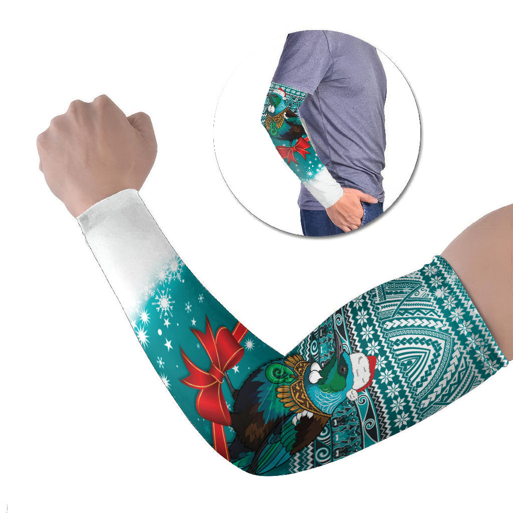 New Zealand Tui Bird Christmas Arm Sleeves Maori Inspired Knitted Patterns