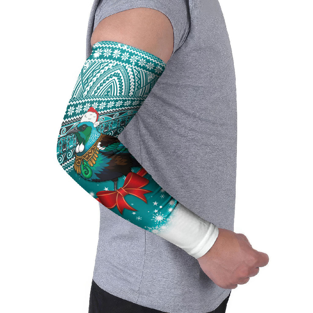 New Zealand Tui Bird Christmas Arm Sleeves Maori Inspired Knitted Patterns