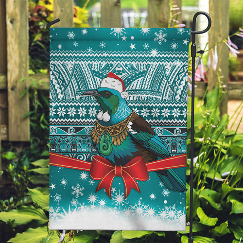 New Zealand Tui Bird Christmas Garden Flag Maori Inspired Knitted Patterns