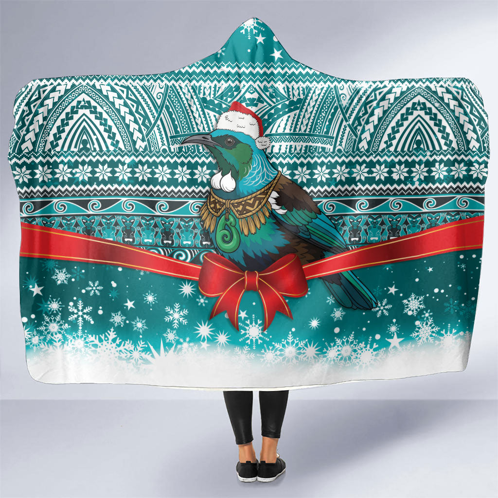 New Zealand Tui Bird Christmas Hooded Blanket Maori Inspired Knitted Patterns