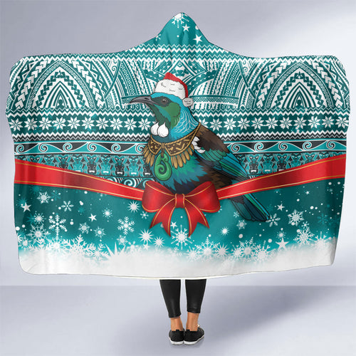 New Zealand Tui Bird Christmas Hooded Blanket Maori Inspired Knitted Patterns