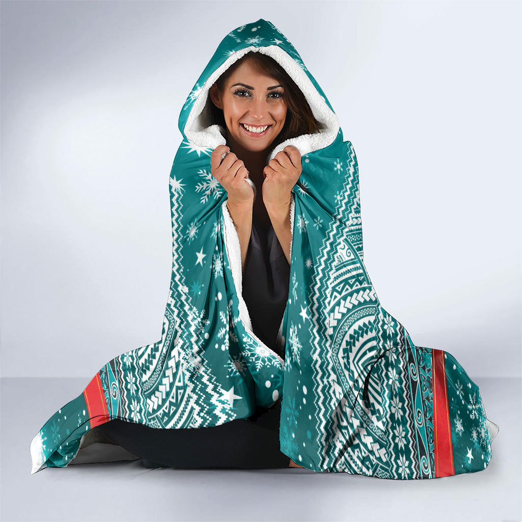 New Zealand Tui Bird Christmas Hooded Blanket Maori Inspired Knitted Patterns