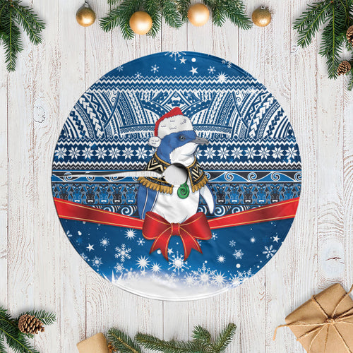 New Zealand Fairy Penguin Korora Christmas Tree Skirt Maori Inspired Knitted Patterns