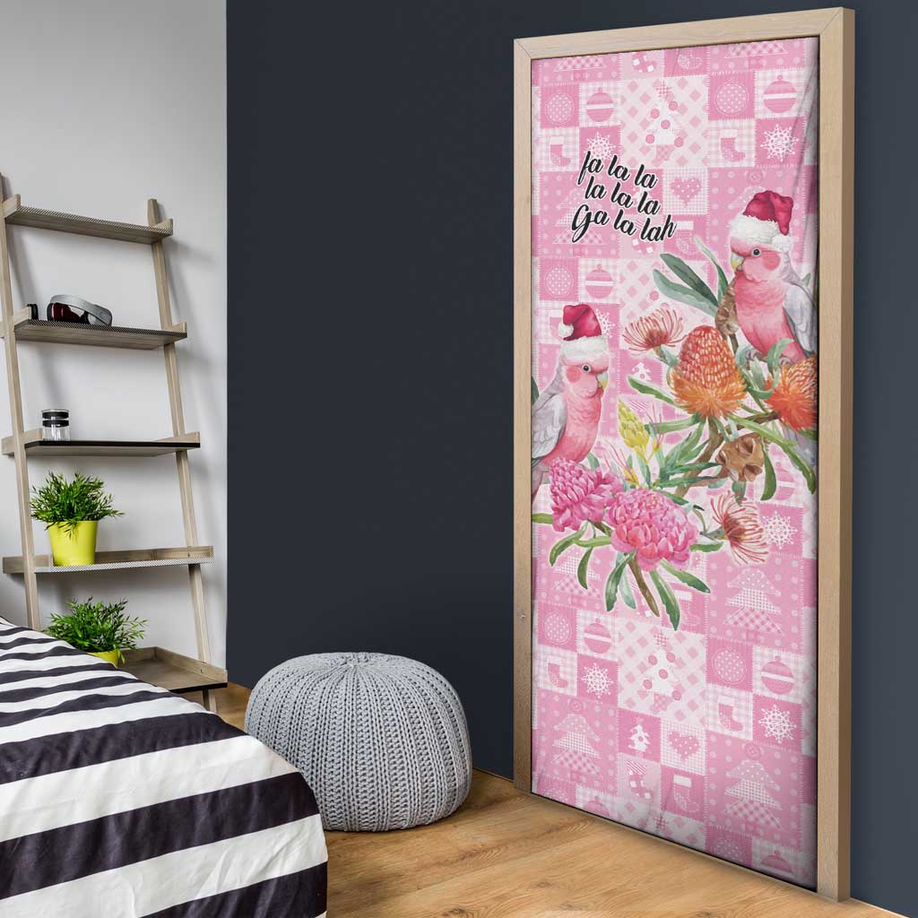 Sweet Pink Cockatoo’s Aussie Santa Door Cover Australia Christmas Vibes - Aussie Hoodie