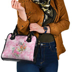 Sweet Pink Cockatoo’s Aussie Santa Shoulder Handbag Australia Christmas Vibes - Aussie Hoodie