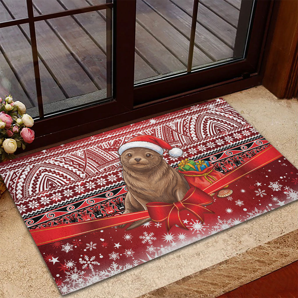 New Zealand Kekeno Seal Christmas Rubber Doormat Maori Inspired Knitted Patterns