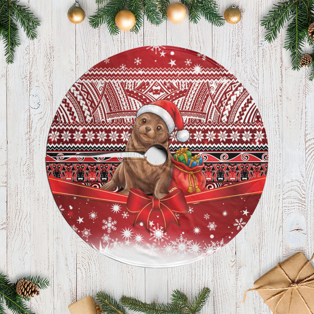 New Zealand Kekeno Seal Christmas Tree Skirt Maori Inspired Knitted Patterns