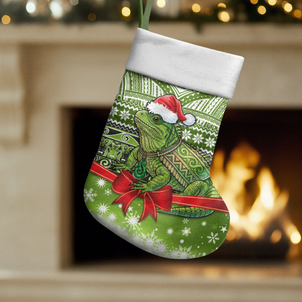 New Zealand Tuatara Christmas Stocking Maori Inspired Knitted Patterns