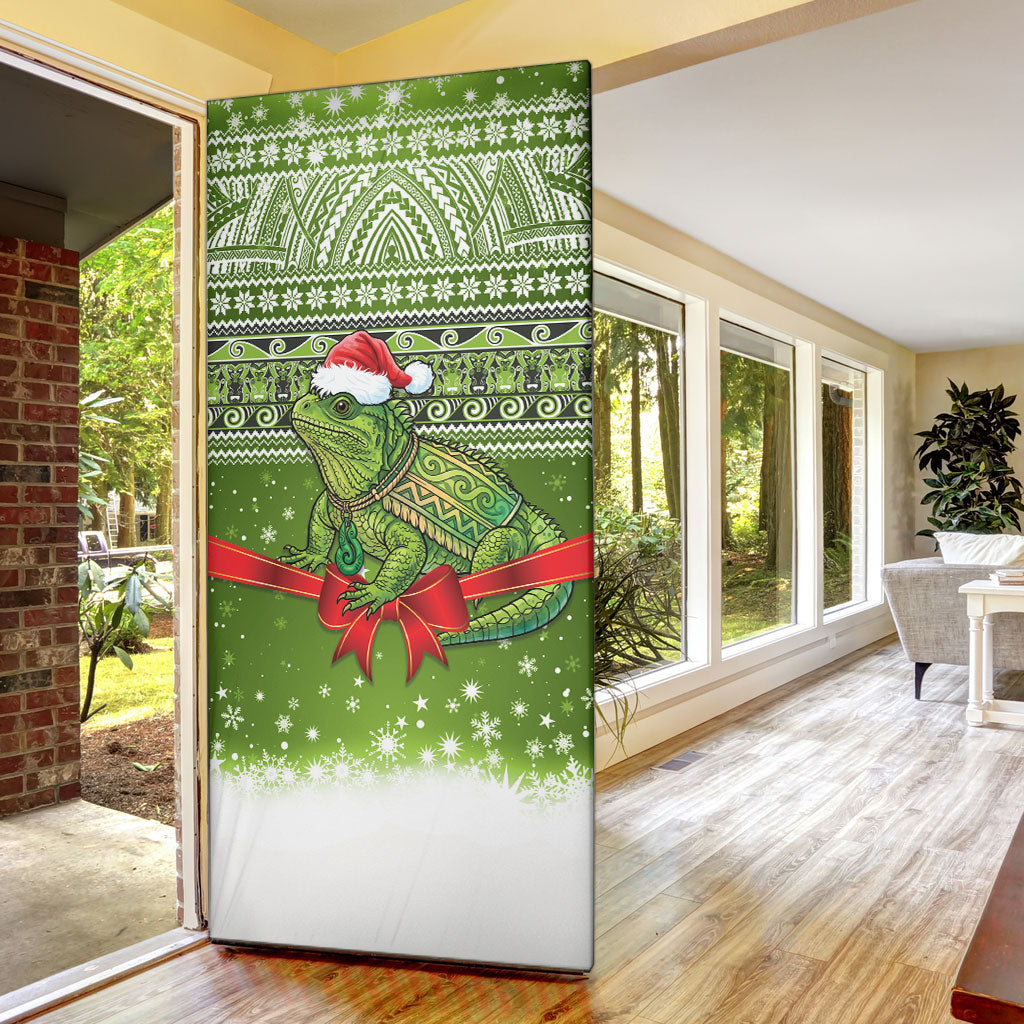 New Zealand Tuatara Christmas Door Cover Maori Inspired Knitted Patterns