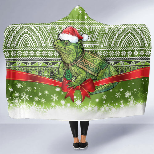 New Zealand Tuatara Christmas Hooded Blanket Maori Inspired Knitted Patterns