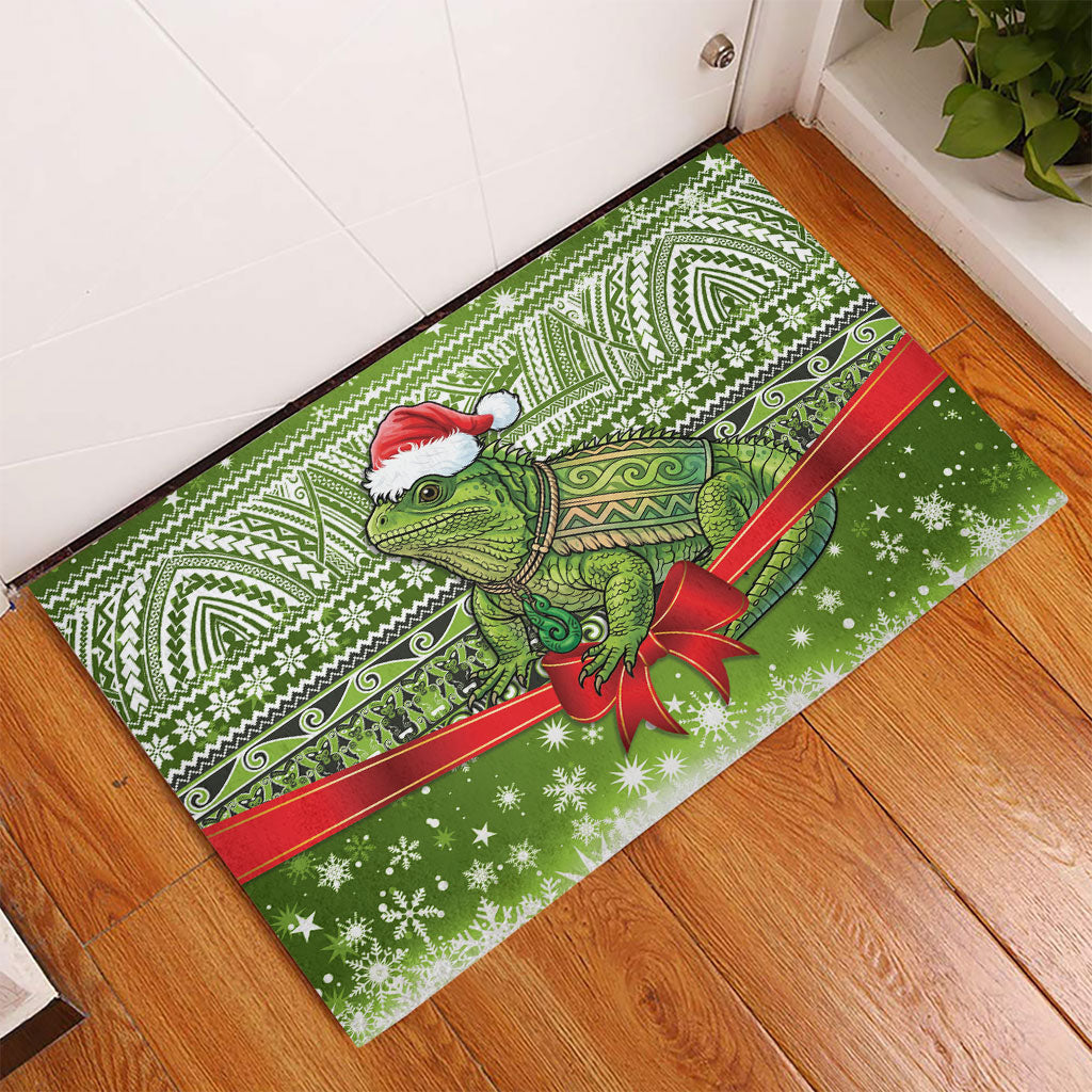 New Zealand Tuatara Christmas Rubber Doormat Maori Inspired Knitted Patterns