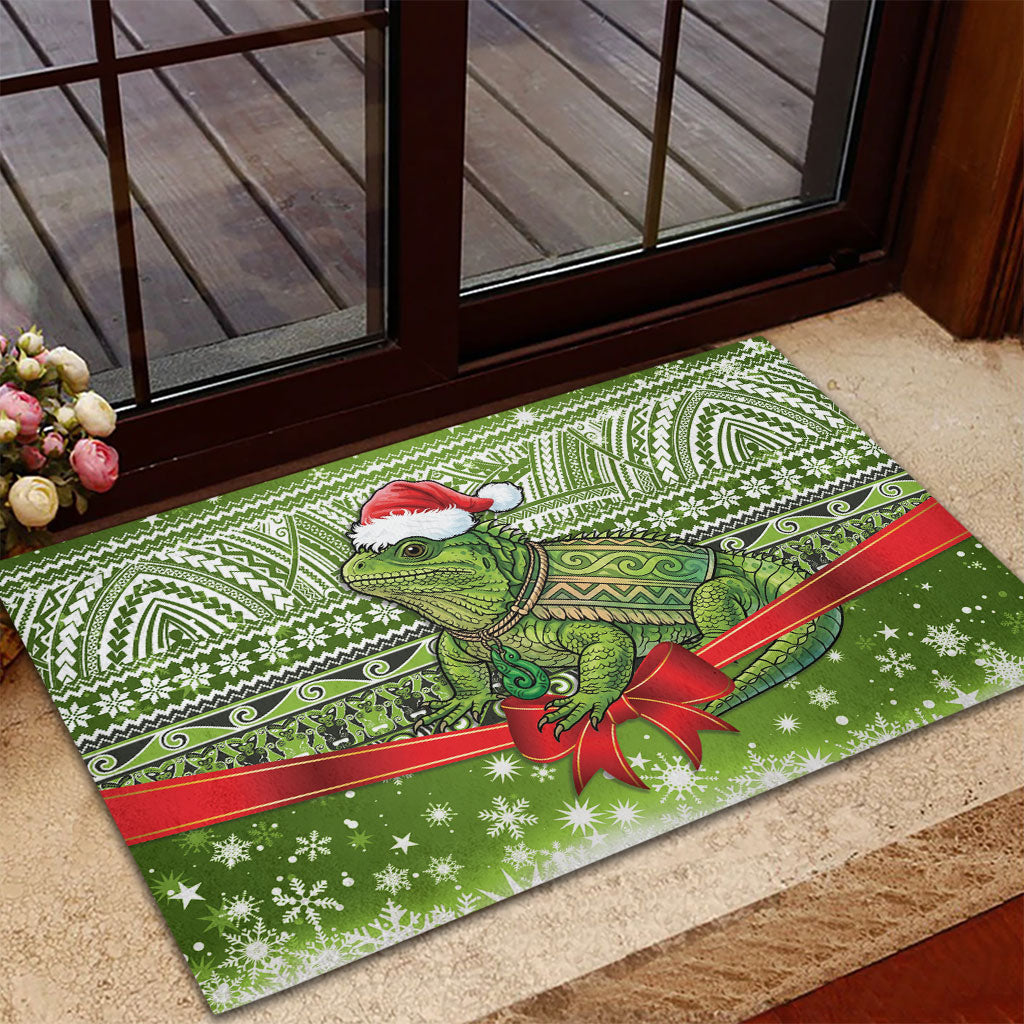 New Zealand Tuatara Christmas Rubber Doormat Maori Inspired Knitted Patterns