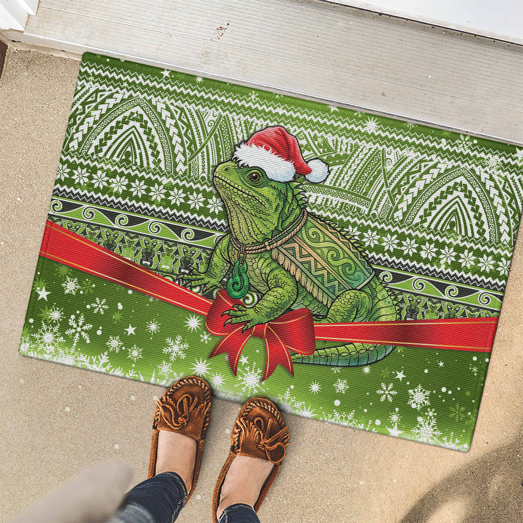 New Zealand Tuatara Christmas Rubber Doormat Maori Inspired Knitted Patterns