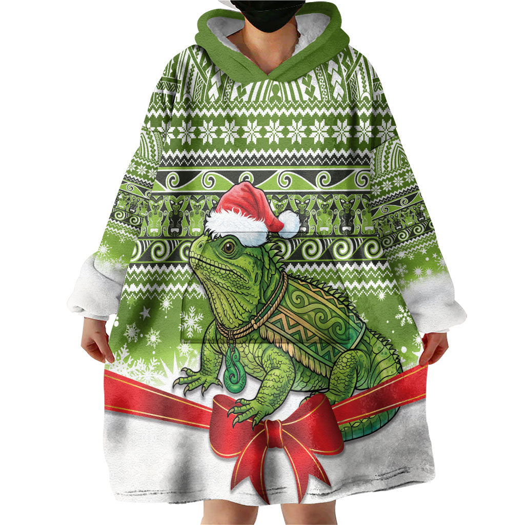 New Zealand Tuatara Christmas Wearable Blanket Hoodie Maori Inspired Knitted Patterns