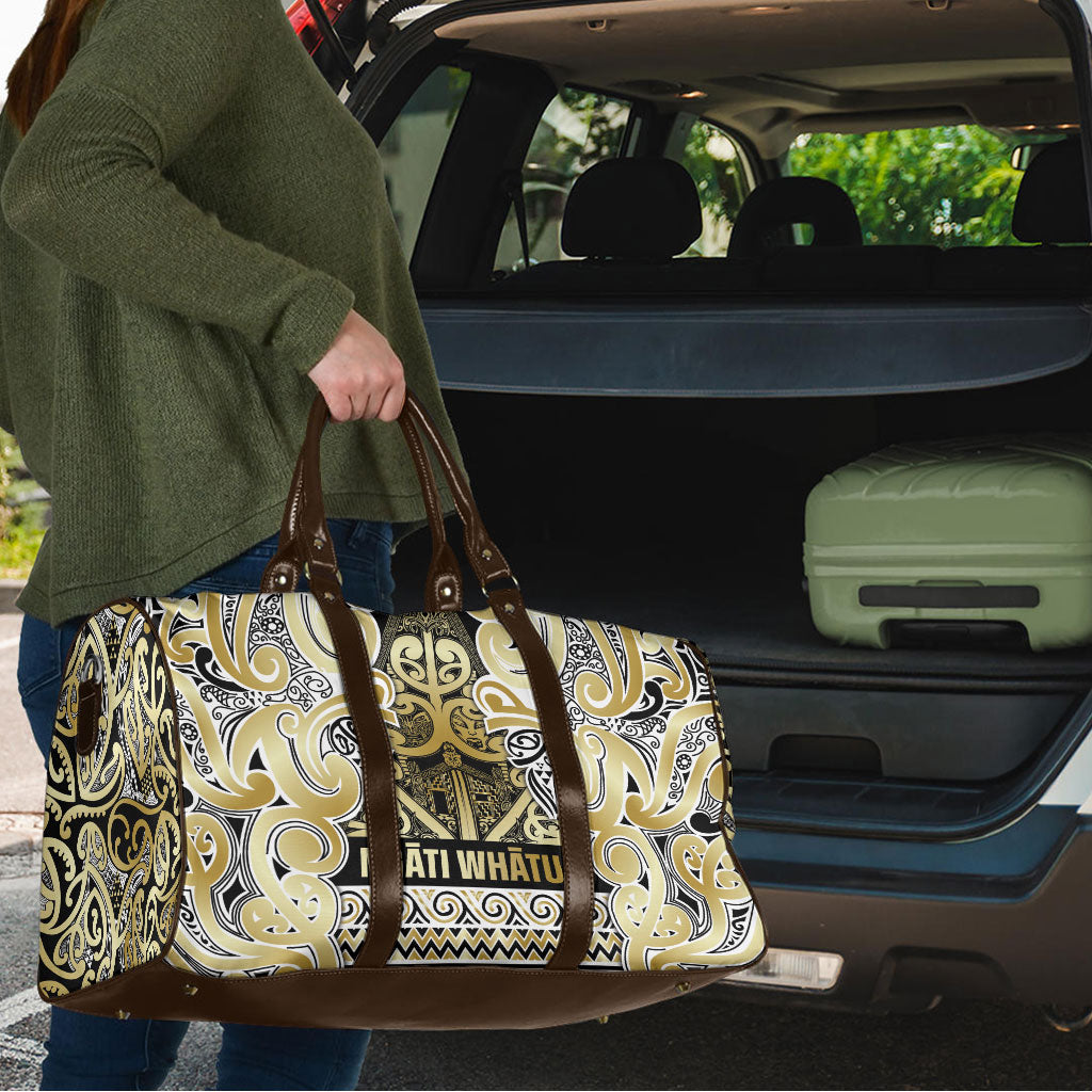 Aotearoa Iwi Ngati Whatua Travel Bag Maori Wharenui House Tribal Pattern