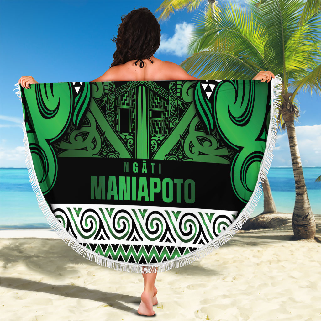 Aotearoa Iwi Ngati Maniapoto Beach Blanket Maori Wharenui House Tribal Pattern
