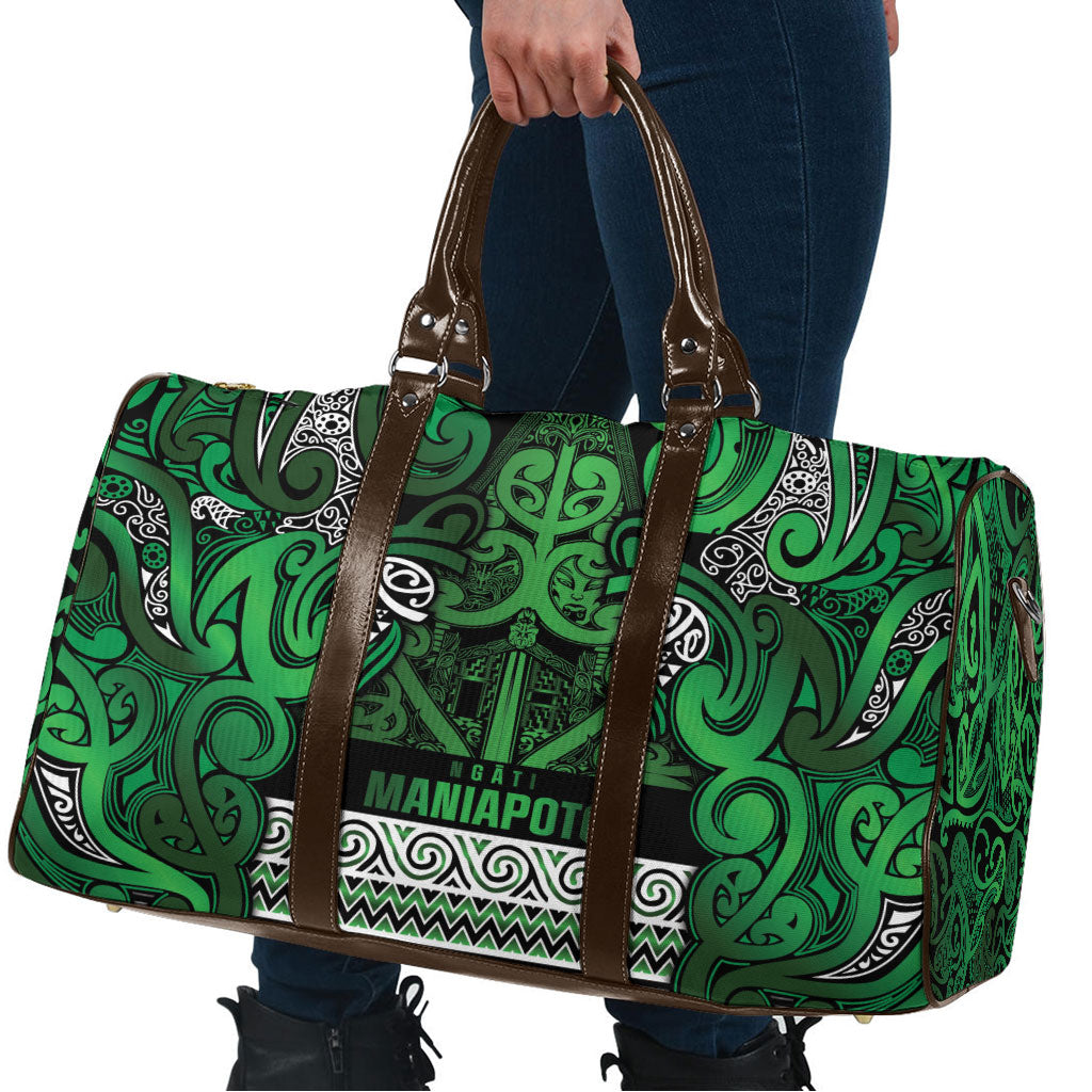 Aotearoa Iwi Ngati Maniapoto Travel Bag Maori Wharenui House Tribal Pattern