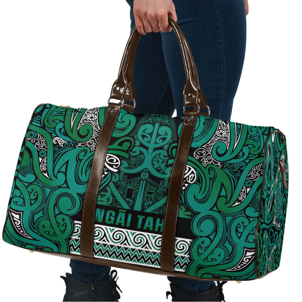 Aotearoa Iwi Ngai Tahu Travel Bag Maori Wharenui House Tribal Pattern