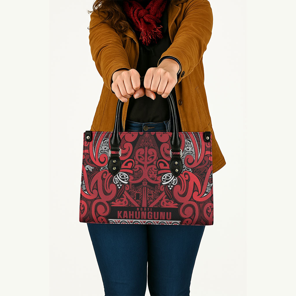 Aotearoa Iwi Ngati Kahungunu Leather Bag Maori Wharenui House Tribal Pattern