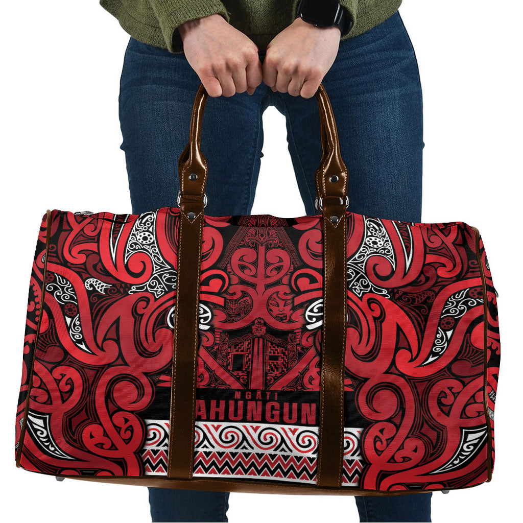 Aotearoa Iwi Ngati Kahungunu Travel Bag Maori Wharenui House Tribal Pattern