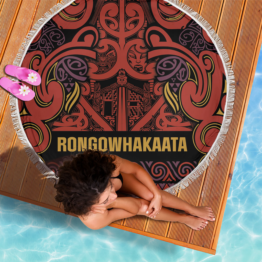 Aotearoa Iwi Rongowhakaata Beach Blanket Maori Wharenui House Tribal Pattern