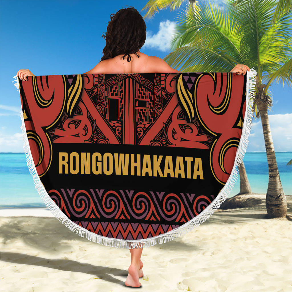 Aotearoa Iwi Rongowhakaata Beach Blanket Maori Wharenui House Tribal Pattern