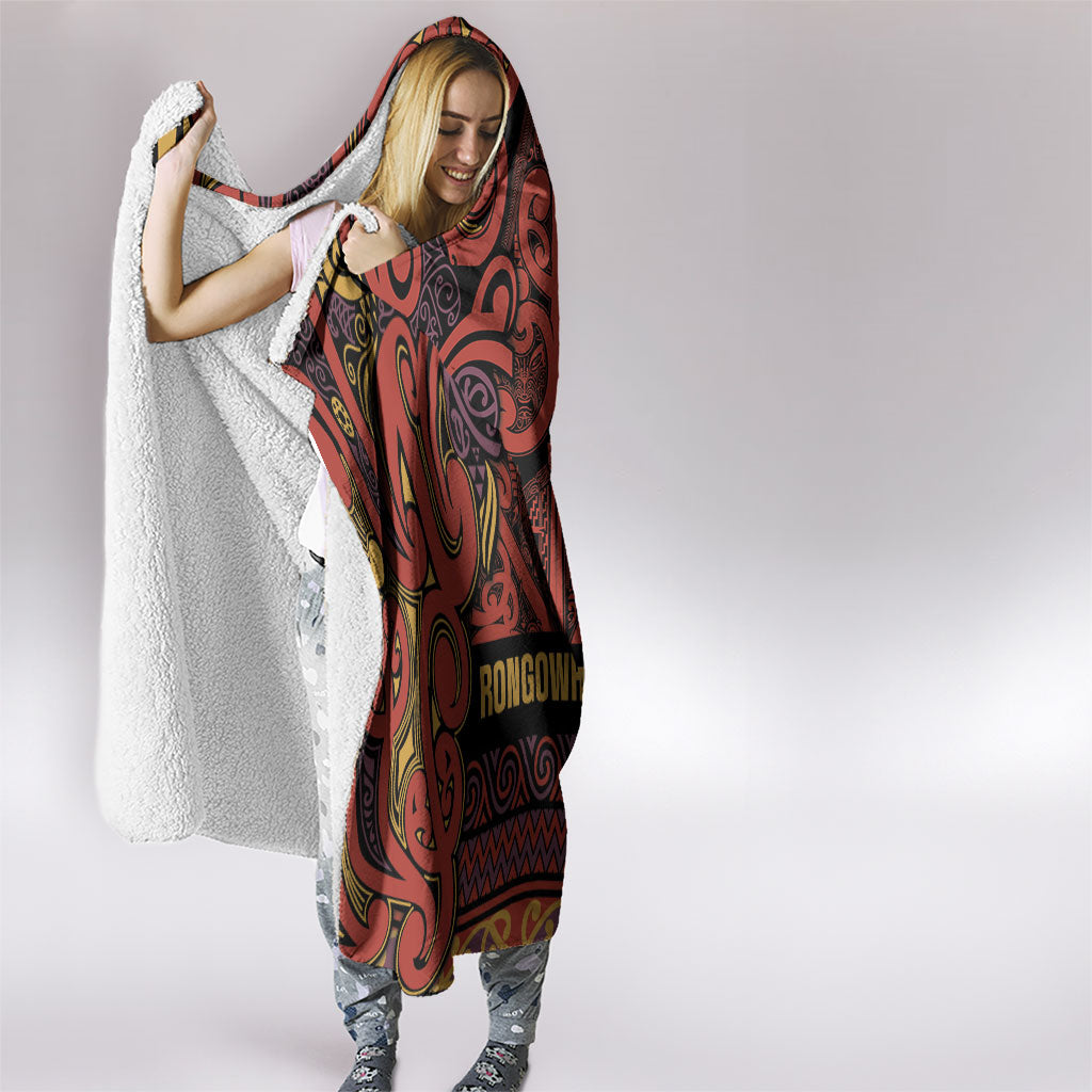 Aotearoa Iwi Rongowhakaata Hooded Blanket Maori Wharenui House Tribal Pattern