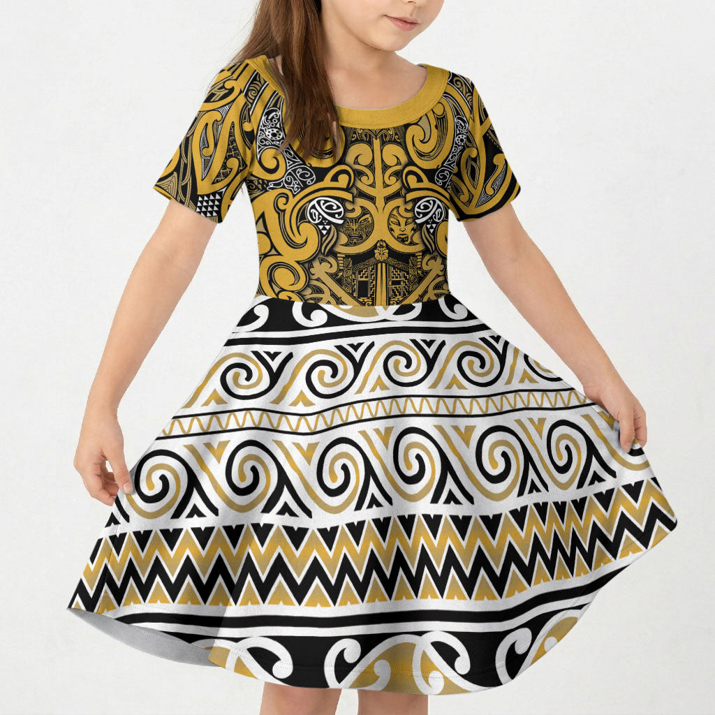 Aotearoa Iwi Ngāti Tama ki Te Waipounamu Trust Kid Short Sleeve Dress Maori Wharenui House Tribal Pattern