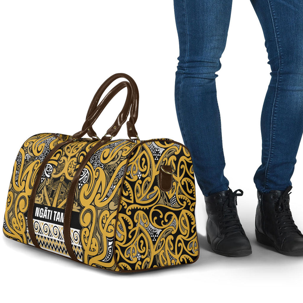 Aotearoa Iwi Ngāti Tama ki Te Waipounamu Trust Travel Bag Maori Wharenui House Tribal Pattern