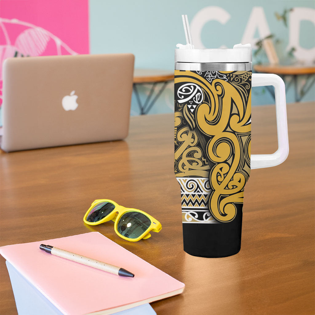 Aotearoa Iwi Ngāti Tama ki Te Waipounamu Trust Tumbler With Handle Maori Wharenui House Tribal Pattern