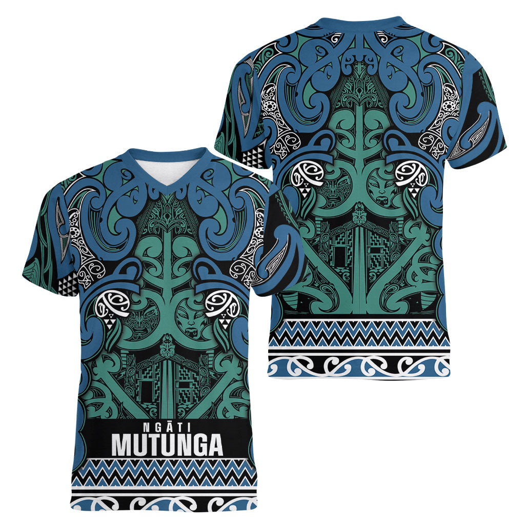 Aotearoa Iwi Ngati Mutunga Women V-Neck T-Shirt Maori Wharenui House Tribal Pattern
