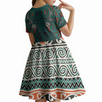 Aotearoa Iwi Ngāti Maru Taranaki Kid Short Sleeve Dress Maori Wharenui House Tribal Pattern