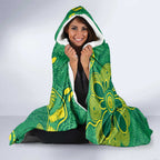 Aussie Honeyeaters Banksia Christmas Hooded Blanket Aboriginal Dots Painting Green Motif - Aussie Hoodie