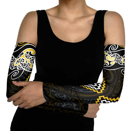 Gold Aotearoa Tukutuku Manawa Tapu Arm Sleeves Ta Moko Toi Maori - Aussie Hoodie